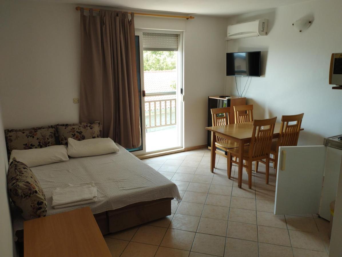 Apartments Jelena Podaca Exterior photo
